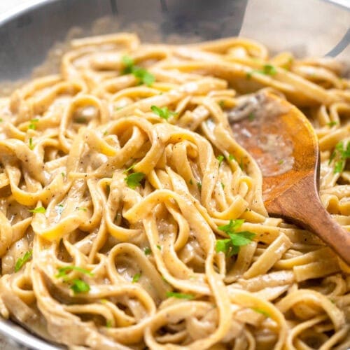 A pot of vegan one pot creamy garlic parmesan pasta.