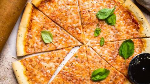 Yeast free vegan pizza.