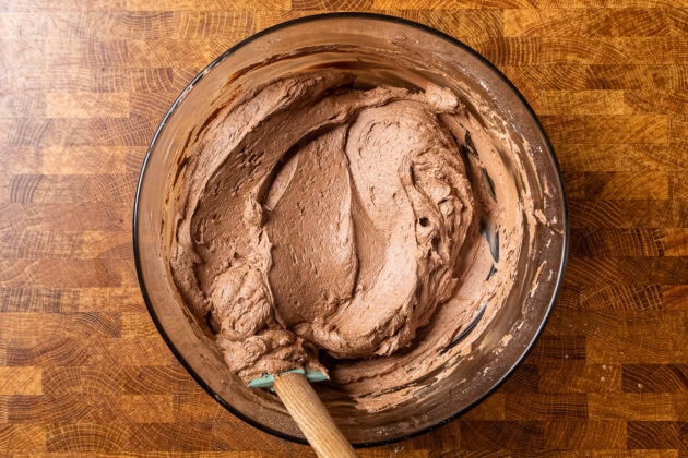 vegan chocolate frosting in a glass bowl.